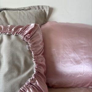 Housse d’oreiller en satin réversible